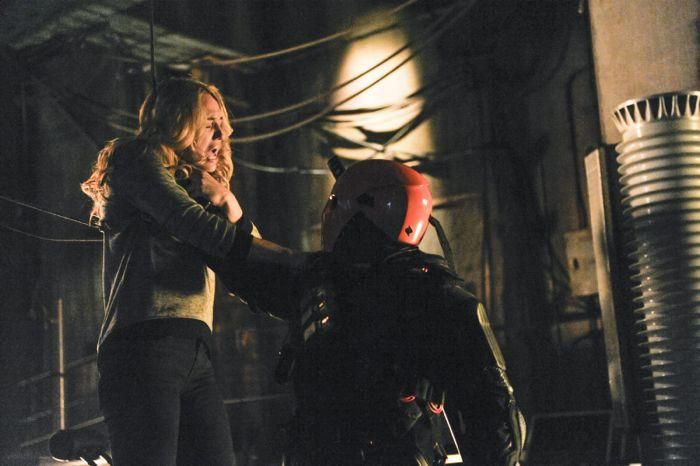 Arrow : Foto Caity Lotz