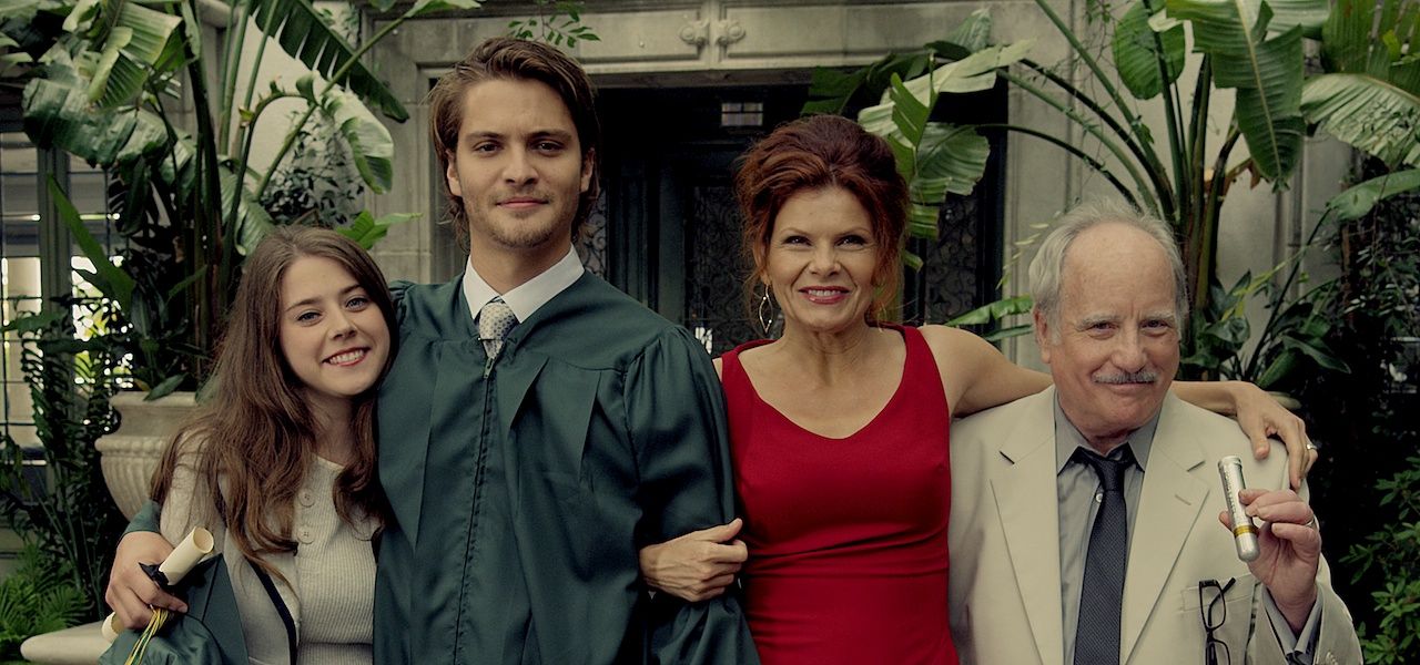Foto Luke Grimes, Richard Dreyfuss