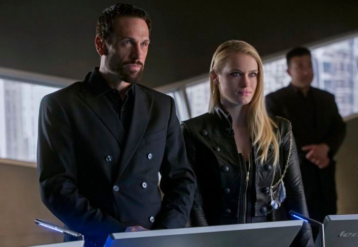 The Tomorrow People (2013) : Foto Simon Merrells