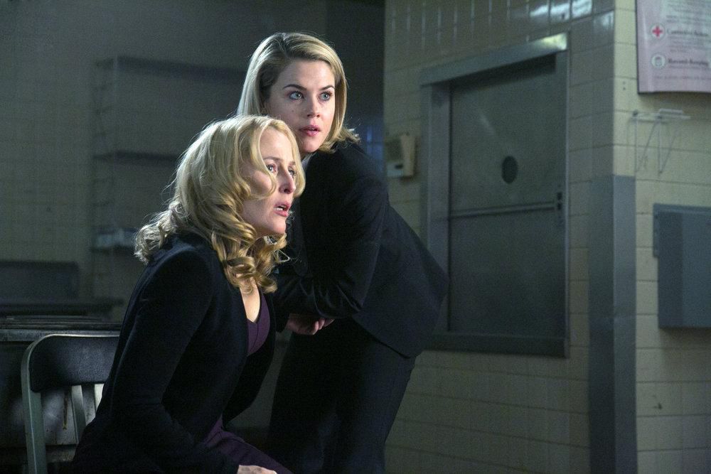 Foto Rachael Taylor, Gillian Anderson