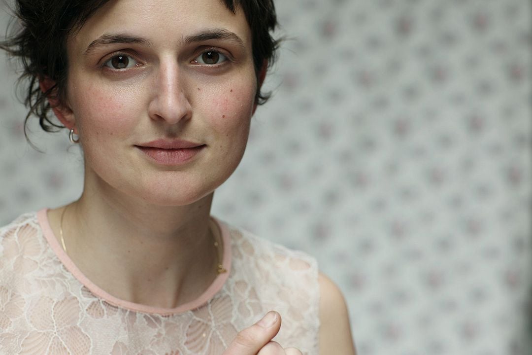 Cobertura de revista Alice Rohrwacher