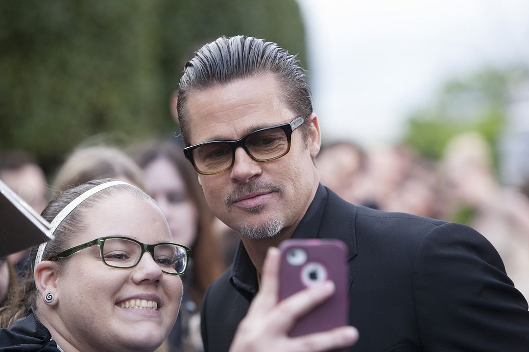 Maléfica : Cobertura de revista Brad Pitt