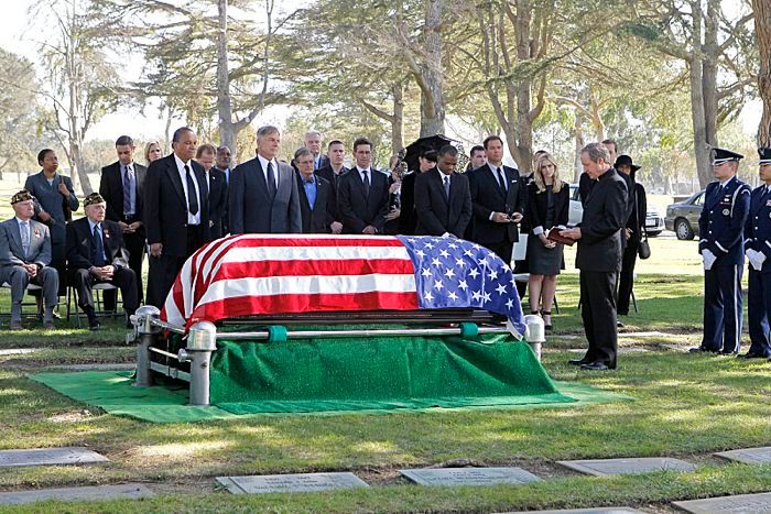 Foto Billy Dee Williams, Pauley Perrette, Mark Harmon