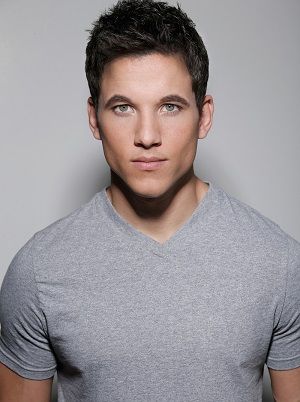 Póster Mike Manning