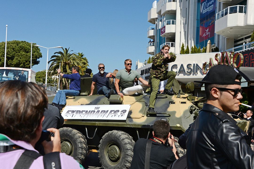 Los mercenarios 3 : Cobertura de revista Dolph Lundgren, Mel Gibson, Sylvester Stallone