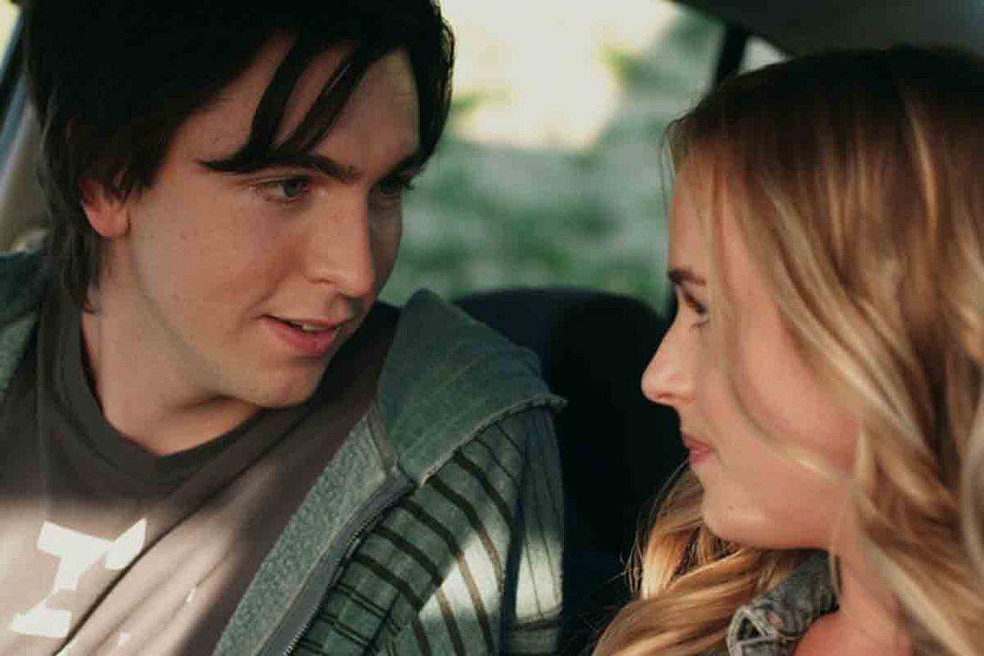 Date and Switch : Foto Nicholas Braun, Dakota Johnson