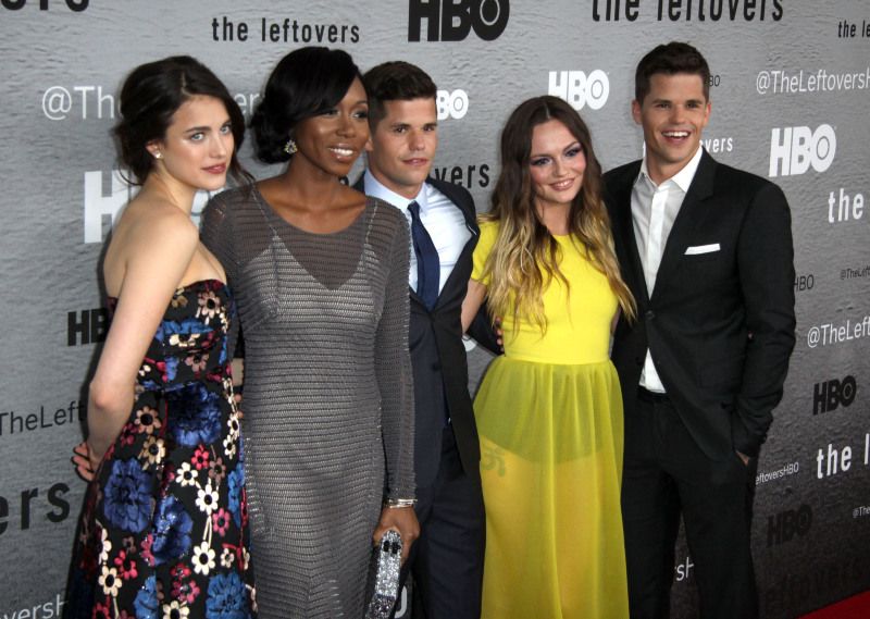 Cobertura de revista Charlie Carver, Amanda Warren, Margaret Qualley