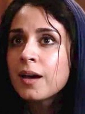 Póster Maryam Moghadam