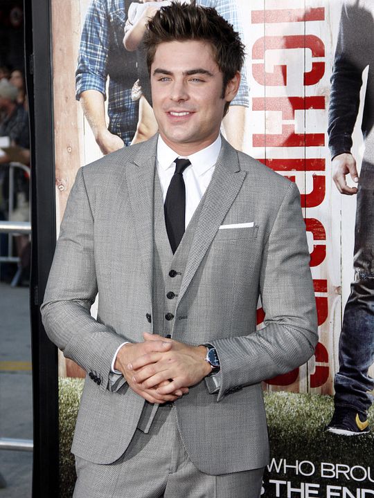 Buenos vecinos : Cobertura de revista Zac Efron