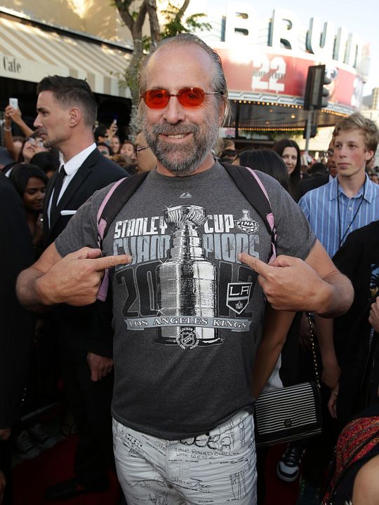 Cobertura de revista Peter Stormare