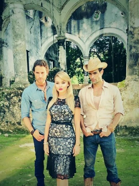 Lo que la vida me robó : Póster