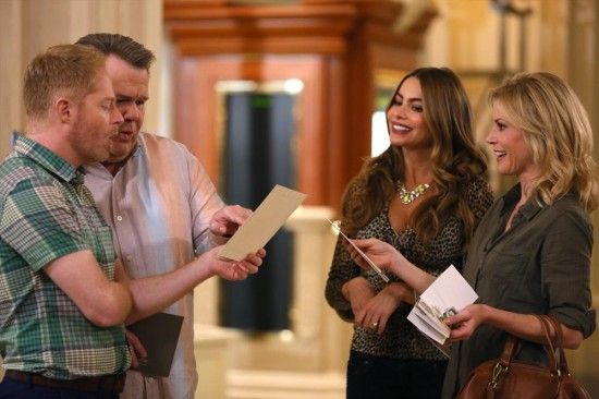 Modern Family : Foto Sofía Vergara, Eric Stonestreet, Jesse Tyler Ferguson, Julie Bowen