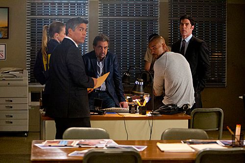 Mentes criminales : Foto Esai Morales, Joe Mantegna