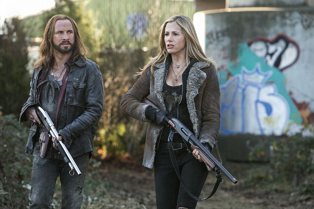 Falling Skies : Foto Mira Sorvino