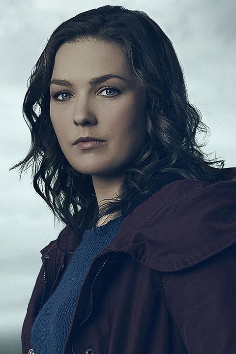 Póster Virginia Kull