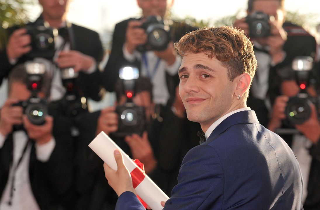 Cobertura de revista Xavier Dolan