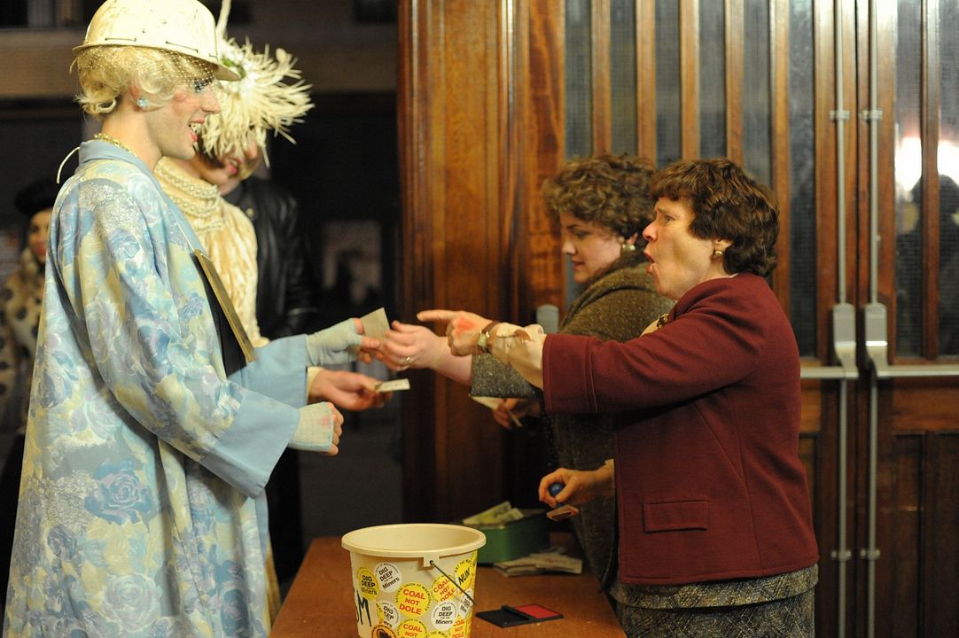 Foto Imelda Staunton, Jessica Gunning