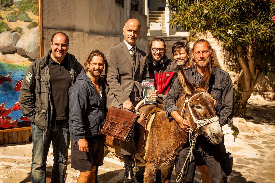 Bienvenidos a Grecia : Cobertura de revista