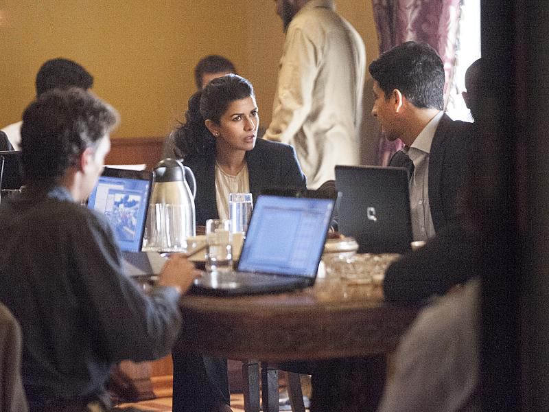 Homeland : Póster Nazanin Boniadi, Raza Jaffrey