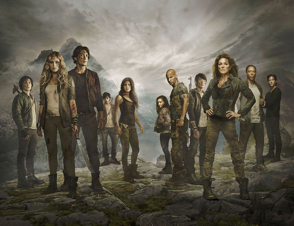 Foto Devon Bostick, Thomas McDonell