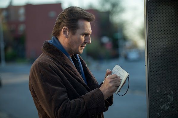 Un paseo por las tumbas : Foto