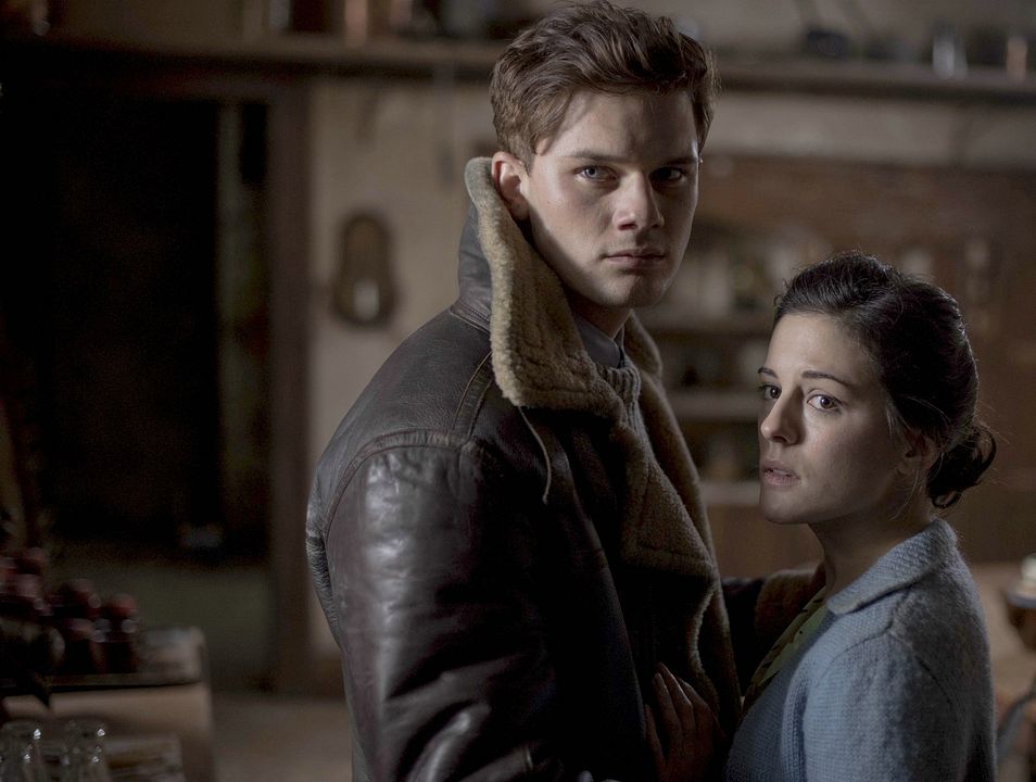 La dama de negro 2: el ángel de la muerte : Foto Jeremy Irvine, Phoebe Fox
