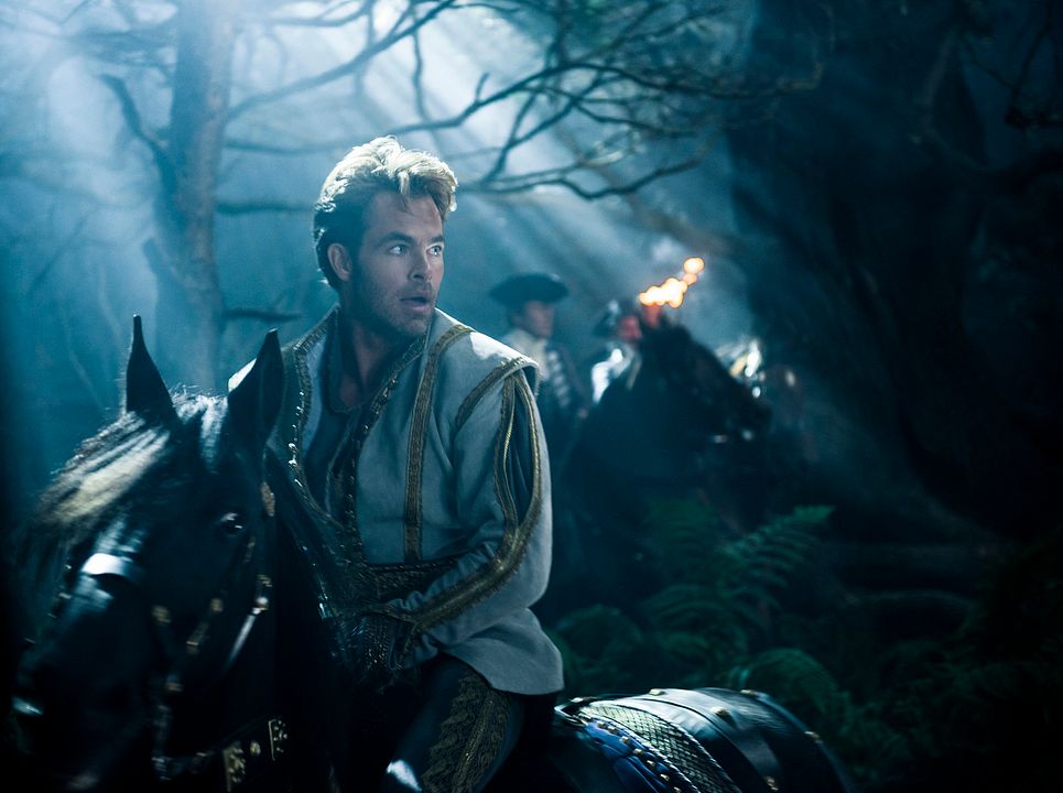 En el bosque : Foto Chris Pine
