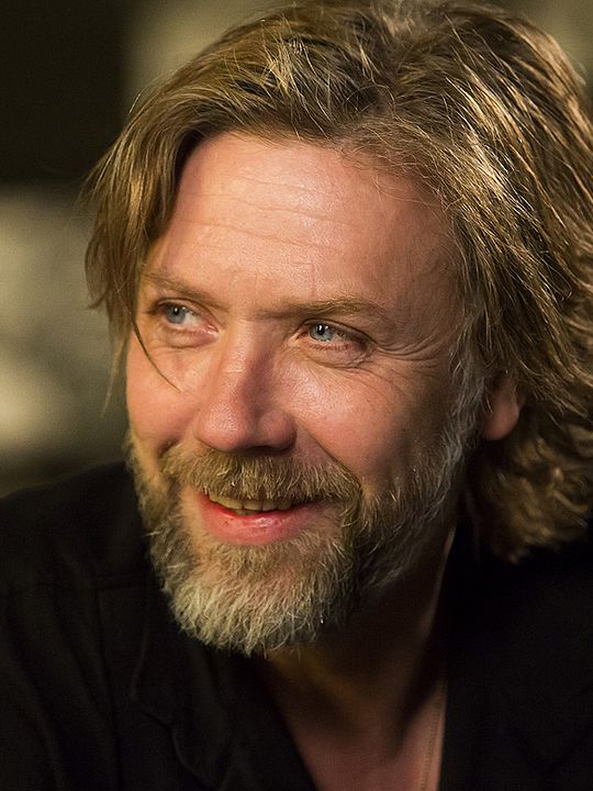 Póster Mikael Persbrandt