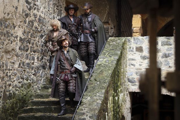 Foto Tom Burke, Santiago Cabrera