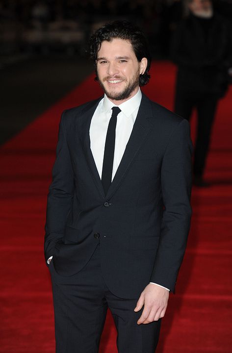 Testamento de juventud : Cobertura de revista Kit Harington
