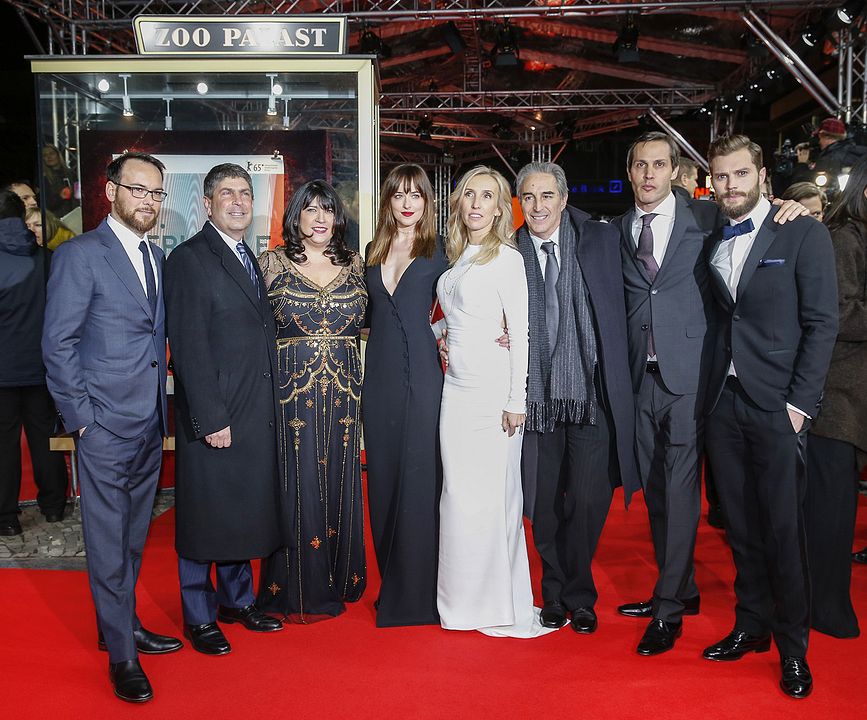 Cincuenta sombras de Grey : Cobertura de revista Jamie Dornan, Sam Taylor-Johnson, Dakota Johnson