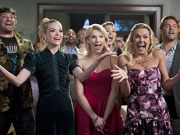 Foto Jaime King, Scott Porter, Laura Bell Bundy