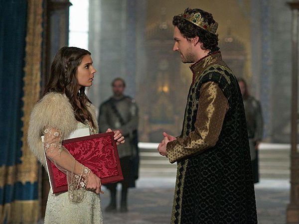 Foto Caitlin Stasey, Ben Aldridge