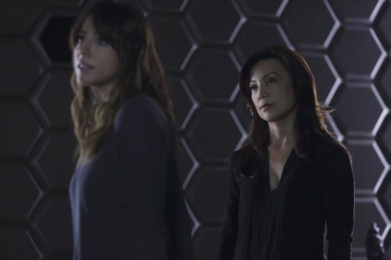 Agentes de S.H.I.E.L.D. : Foto Ming-Na Wen, Chloe Bennet