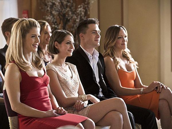Arrow : Foto Colton Haynes, Katie Cassidy, Willa Holland