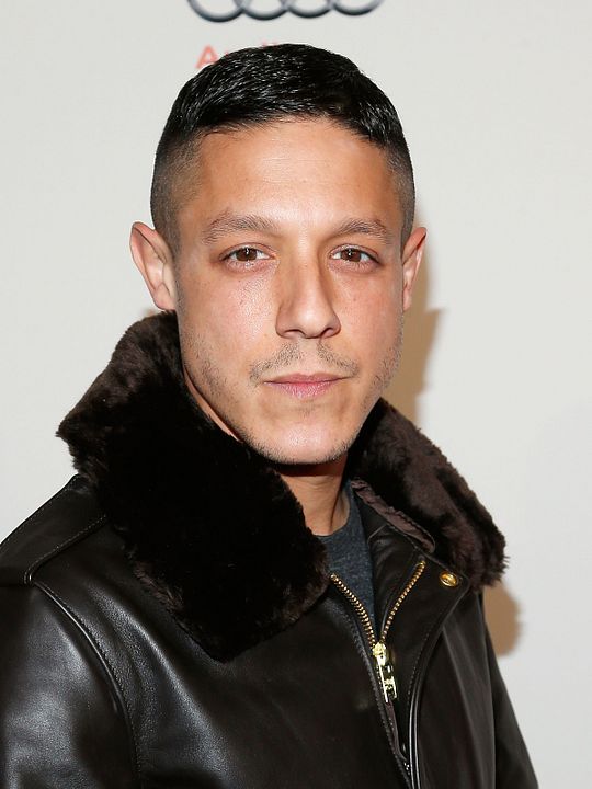 Póster Theo Rossi