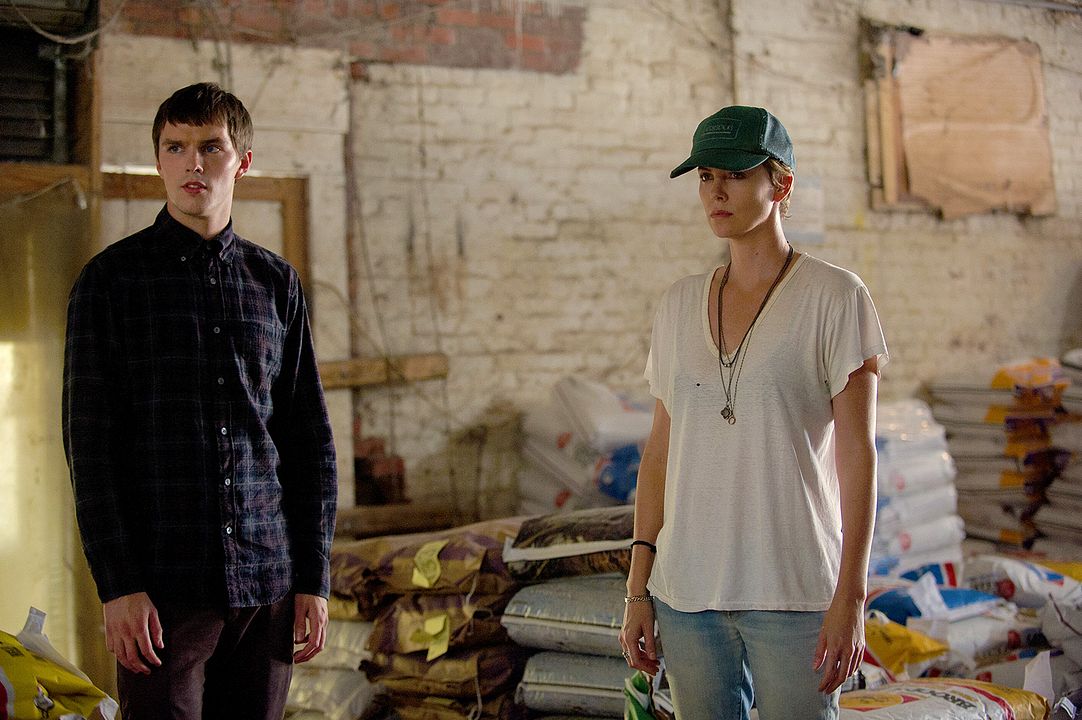 Lugares oscuros : Foto Charlize Theron, Nicholas Hoult