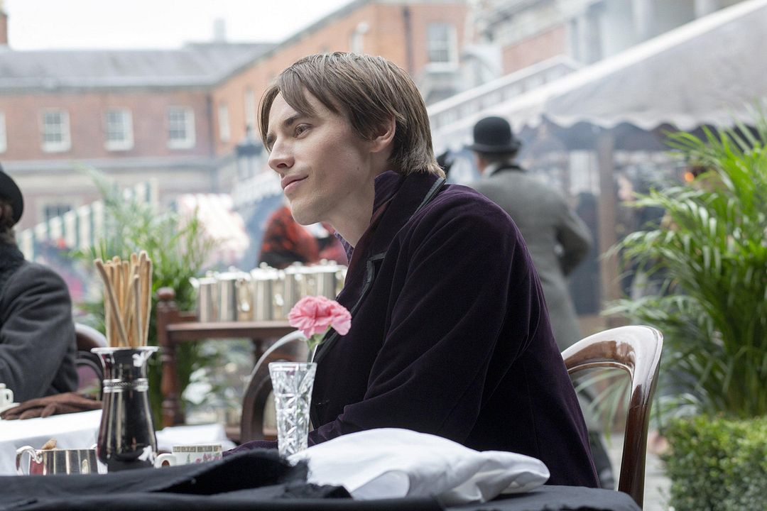 Foto Reeve Carney