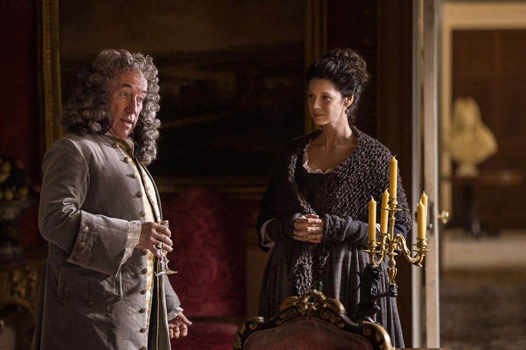 Outlander : Foto Simon Callow, Caitriona Balfe