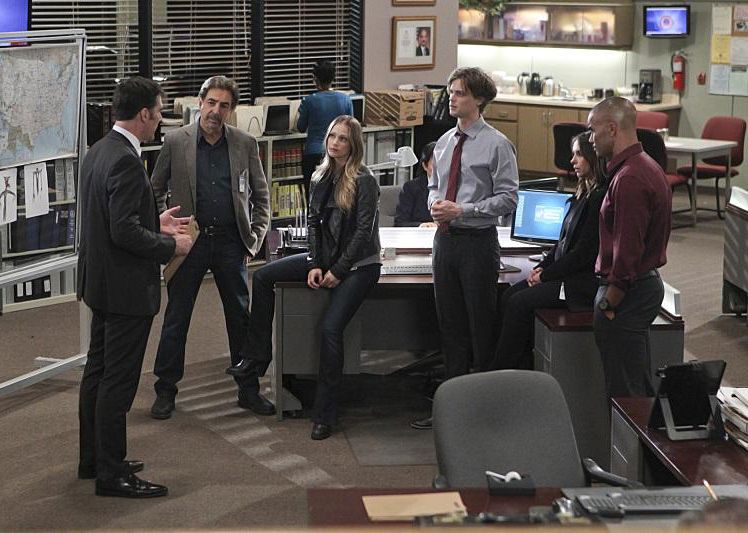 Mentes criminales : Foto Joe Mantegna, Matthew Gray Gubler, Jennifer Love Hewitt
