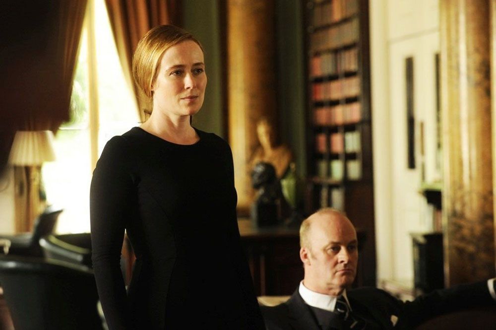 Doble identidad (Jaque al MI5) : Foto Jennifer Ehle