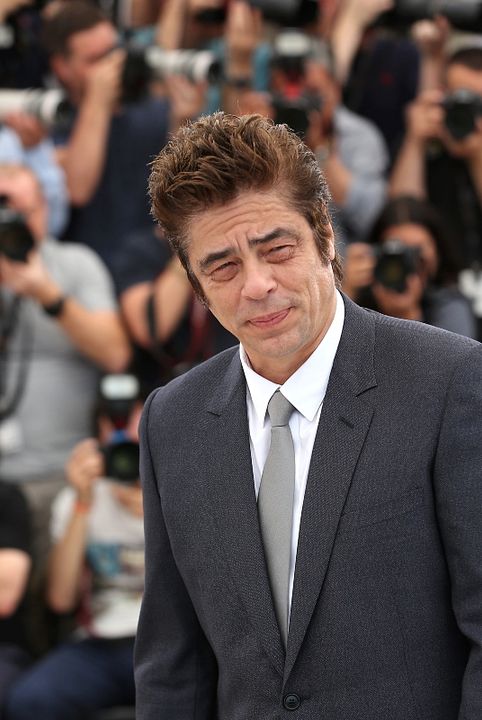 Tierra de nadie : Cobertura de revista Benicio Del Toro
