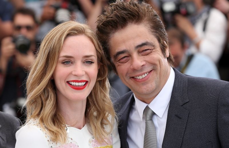 Tierra de nadie : Cobertura de revista Emily Blunt, Benicio Del Toro