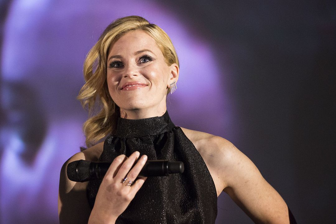Dando la nota: Aún más alto : Foto Elizabeth Banks
