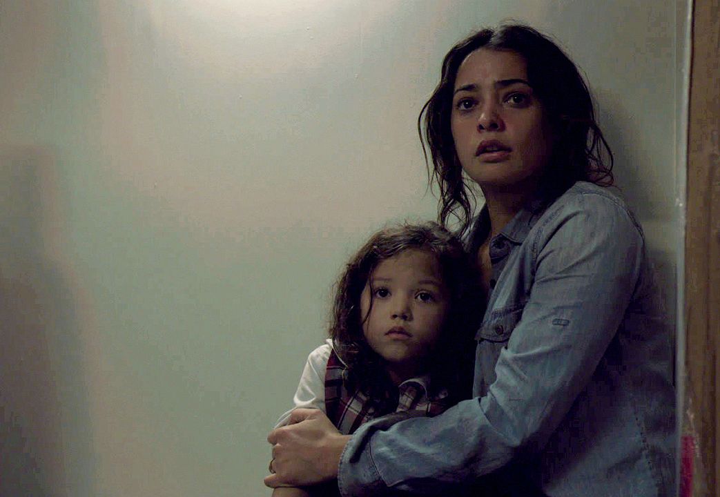 In/Mortal : Foto Natalie Martinez