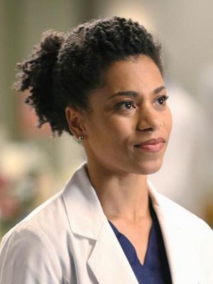 Póster Kelly McCreary
