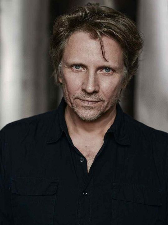 Póster John Ralston