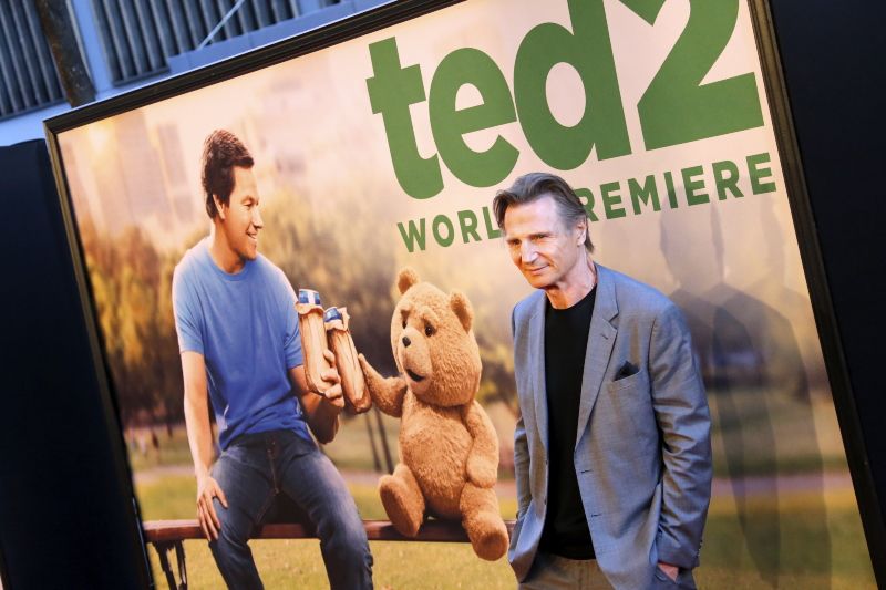 Ted 2 : Cobertura de revista Liam Neeson