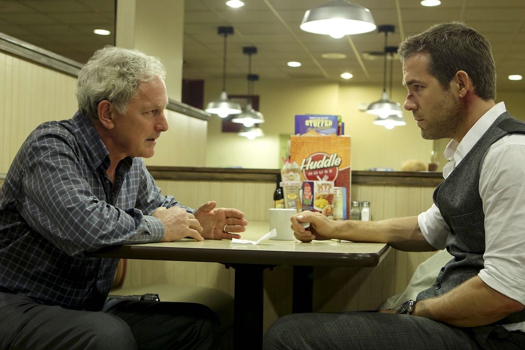 In/Mortal : Foto Ryan Reynolds, Victor Garber