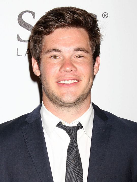 Póster Adam Devine